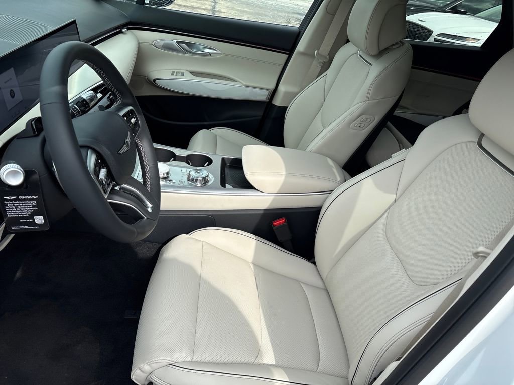 New 2026 Genesis GV70 2.5T Advanced image 9