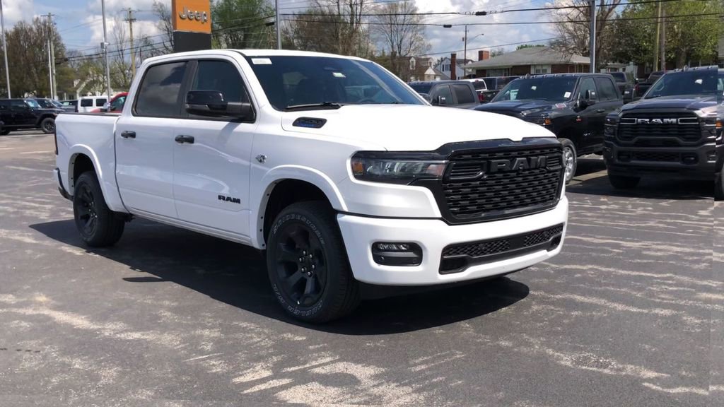 New 2026 RAM 1500 4x4 Crew Cab video 2