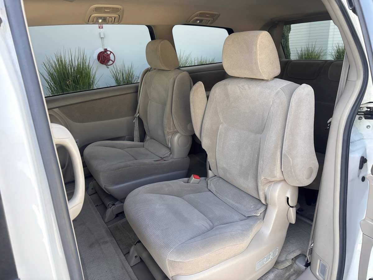 Used 2005 Toyota Sienna LE FWD image 9