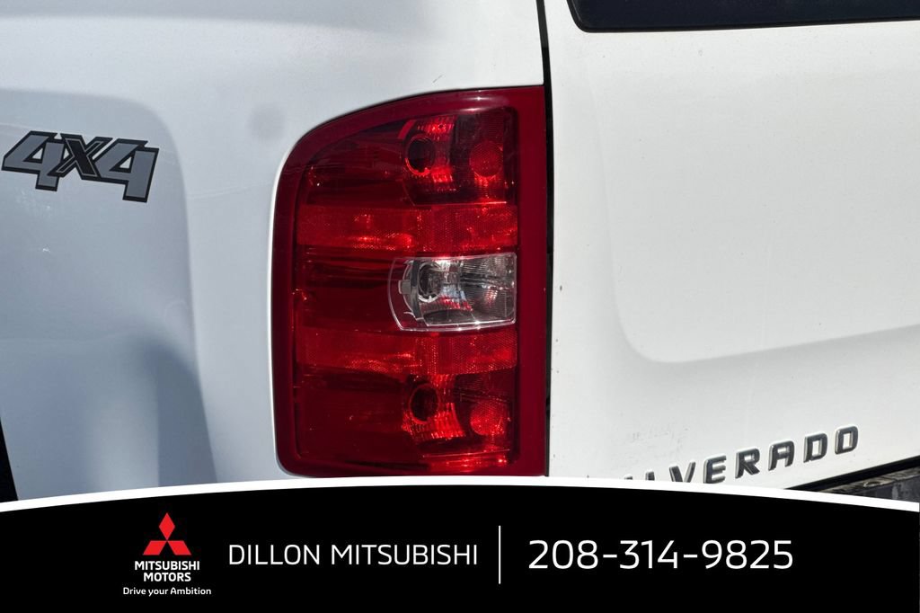 Used 2014 Chevrolet Silverado 2500 W/T AWD/4WD image 23