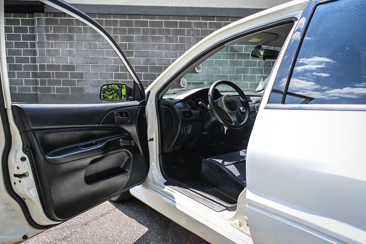 Used 2004 Mitsubishi Lancer Evolution RS AWD/4WD image 7