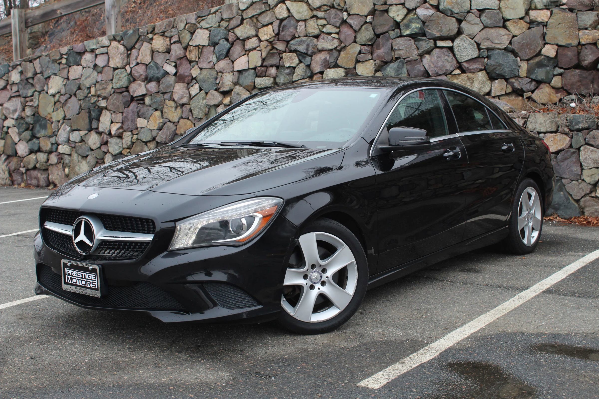 Used 2015 Mercedes-Benz CLA 250 4MATIC image 2