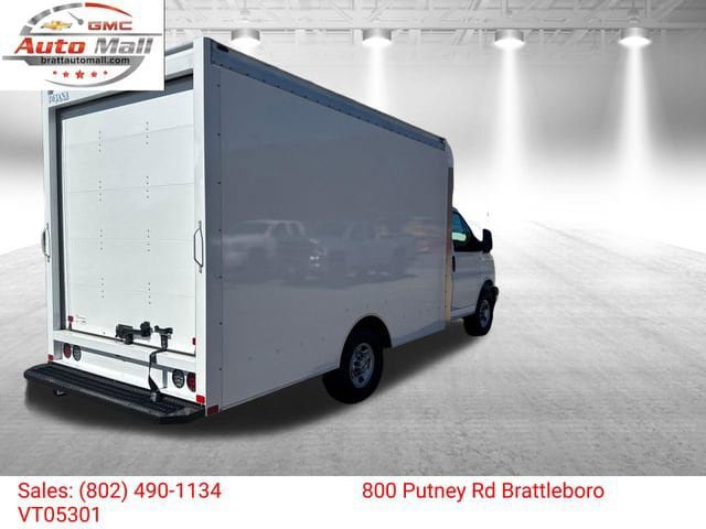 New 2026 Chevrolet Express 3500 w/ Power Convenience Package RWD image 8