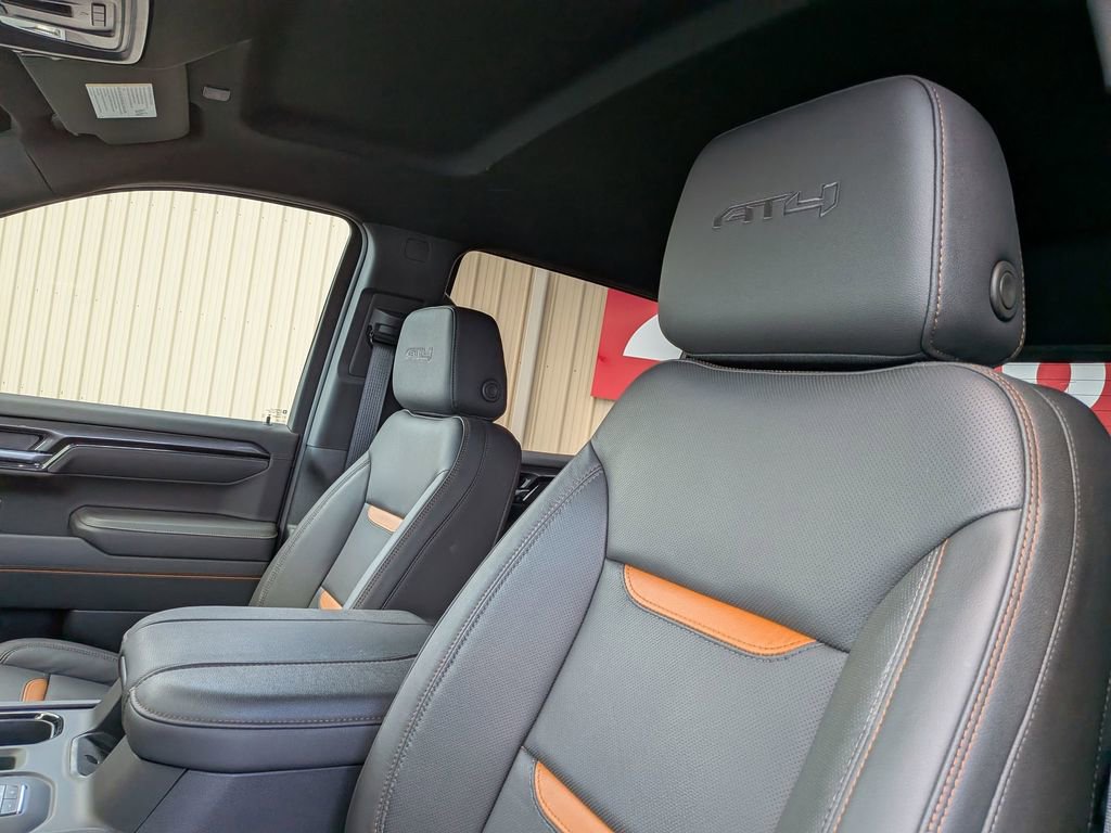 Certified 2025 GMC Sierra 1500 AT4 w/ Technology Package image 13