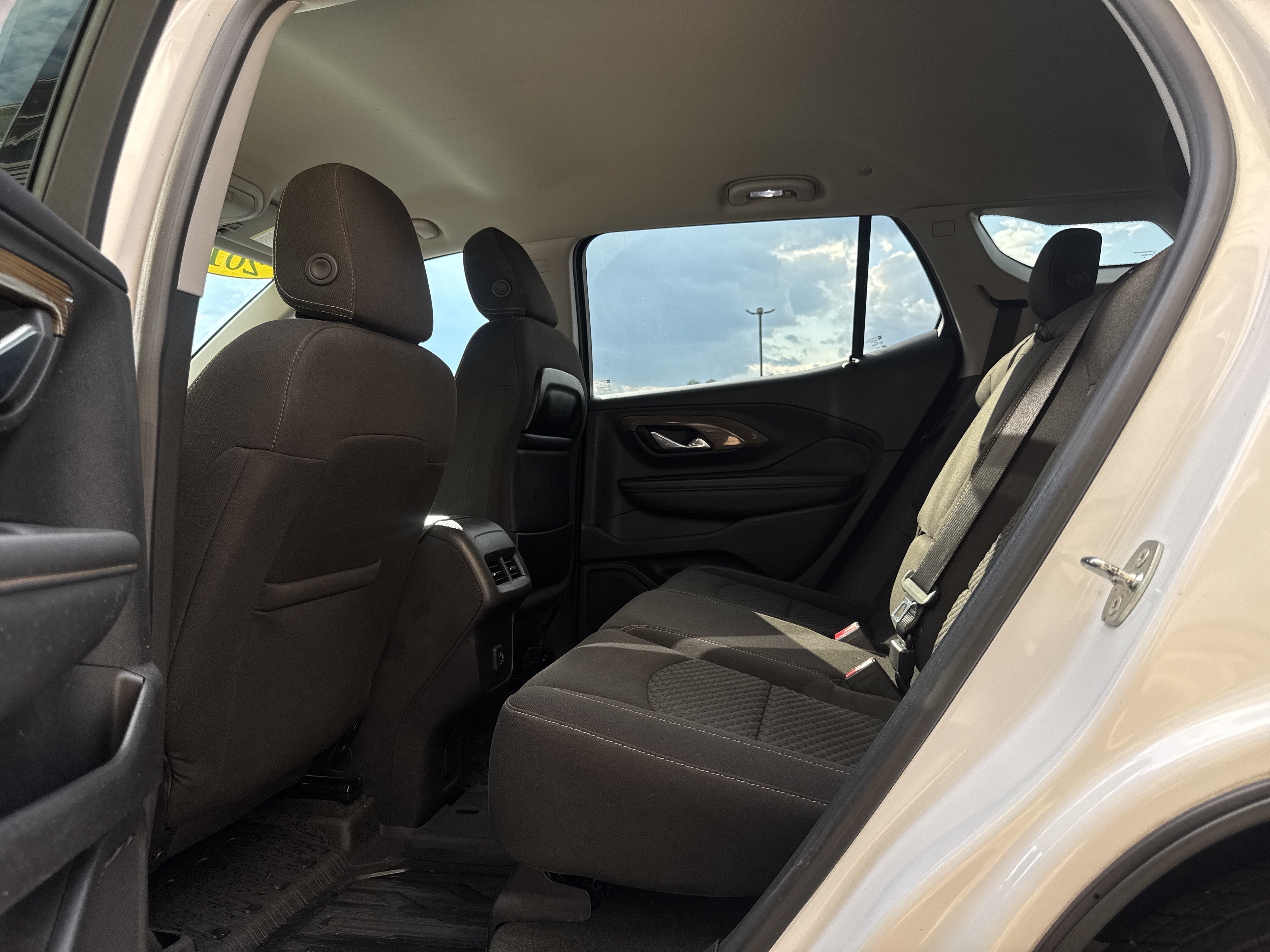 Used 2019 GMC Terrain SLE w/ Driver Convenience Package AWD/4WD image 10