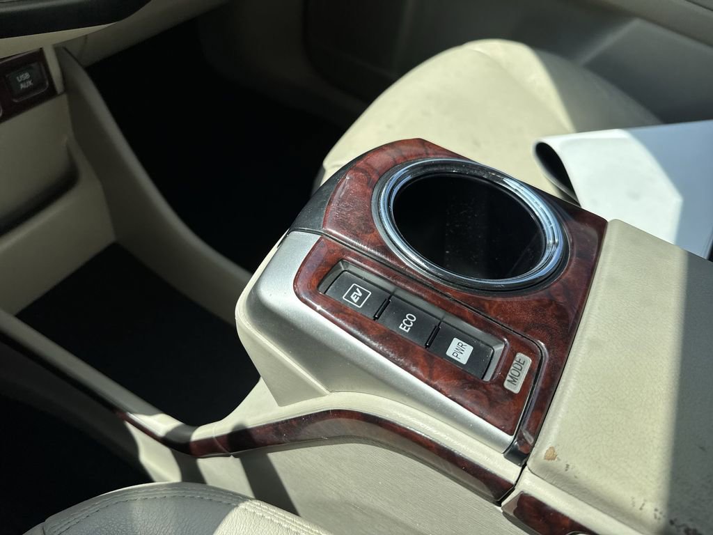 Used 2013 Toyota Prius V Two image 53