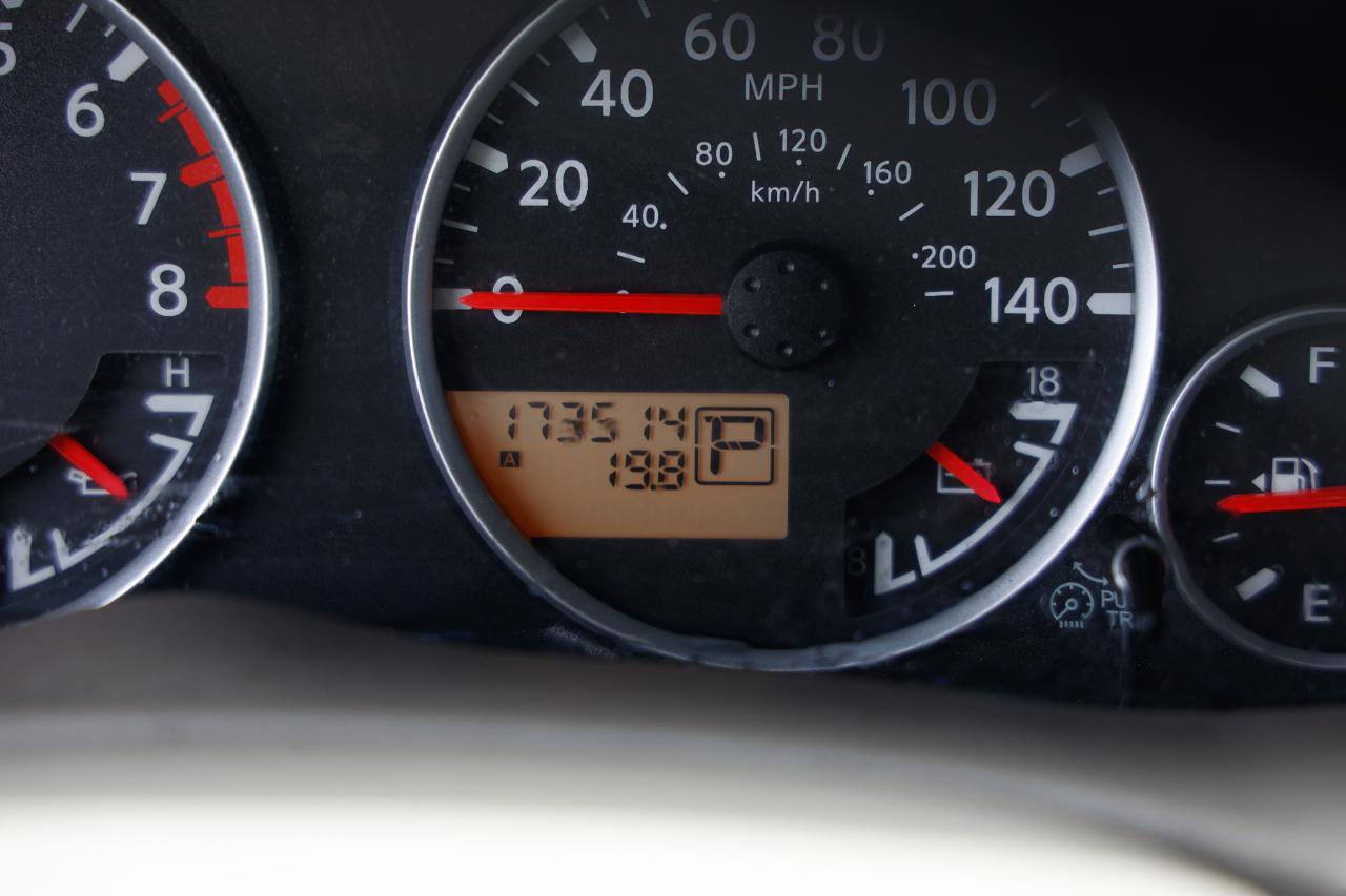 Used 2008 Nissan Pathfinder SE RWD image 36