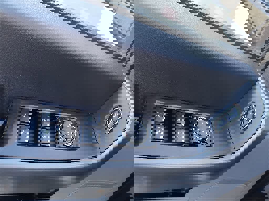 Used 2023 Ford F350 XLT image 13