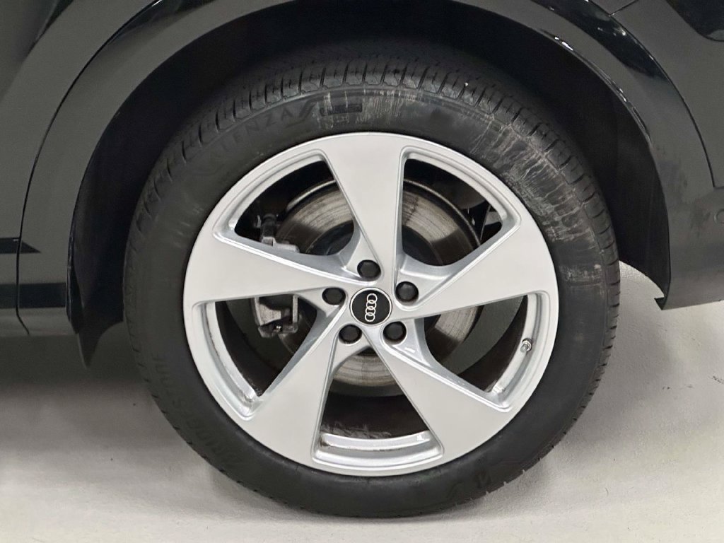 Used 2025 Audi Q5 Premium Plus w/ Premium Plus AWD/4WD image 7