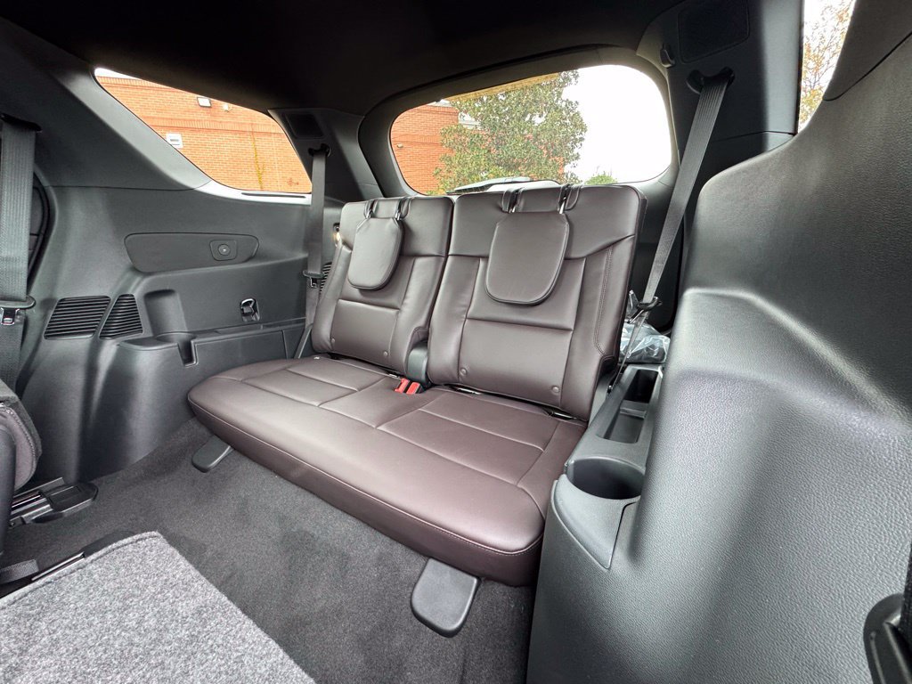 New 2026 Ford Explorer Platinum RWD image 7