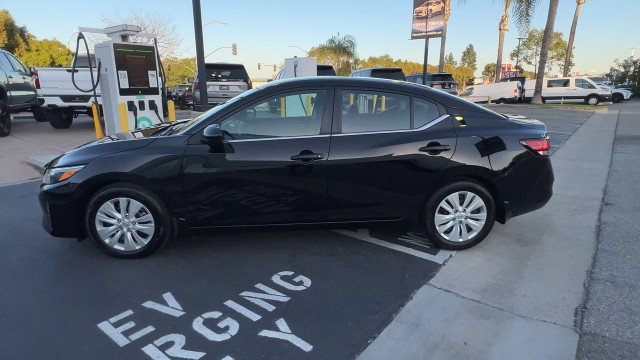 Used 2024 Nissan Sentra S image 5