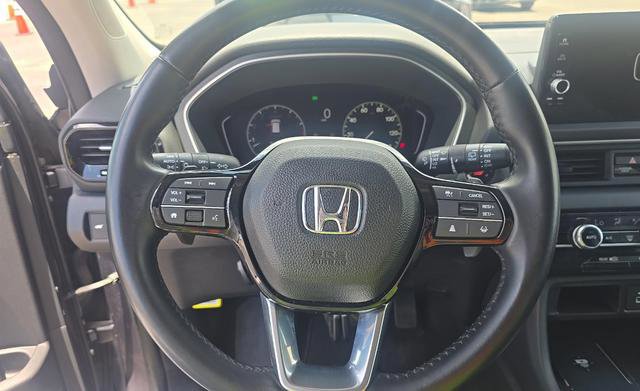 Used 2023 Honda Pilot EX-L image 6