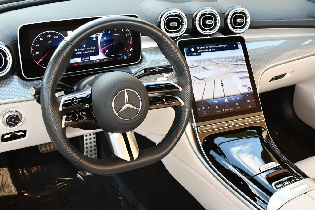 Used 2025 Mercedes-Benz CLE 300 4MATIC Cabriolet image 68