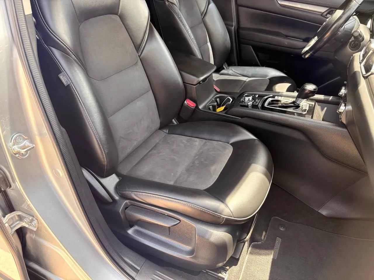 Used 2018 MAZDA CX-5 Touring w/ Preferred Equipment Package FWD image 15