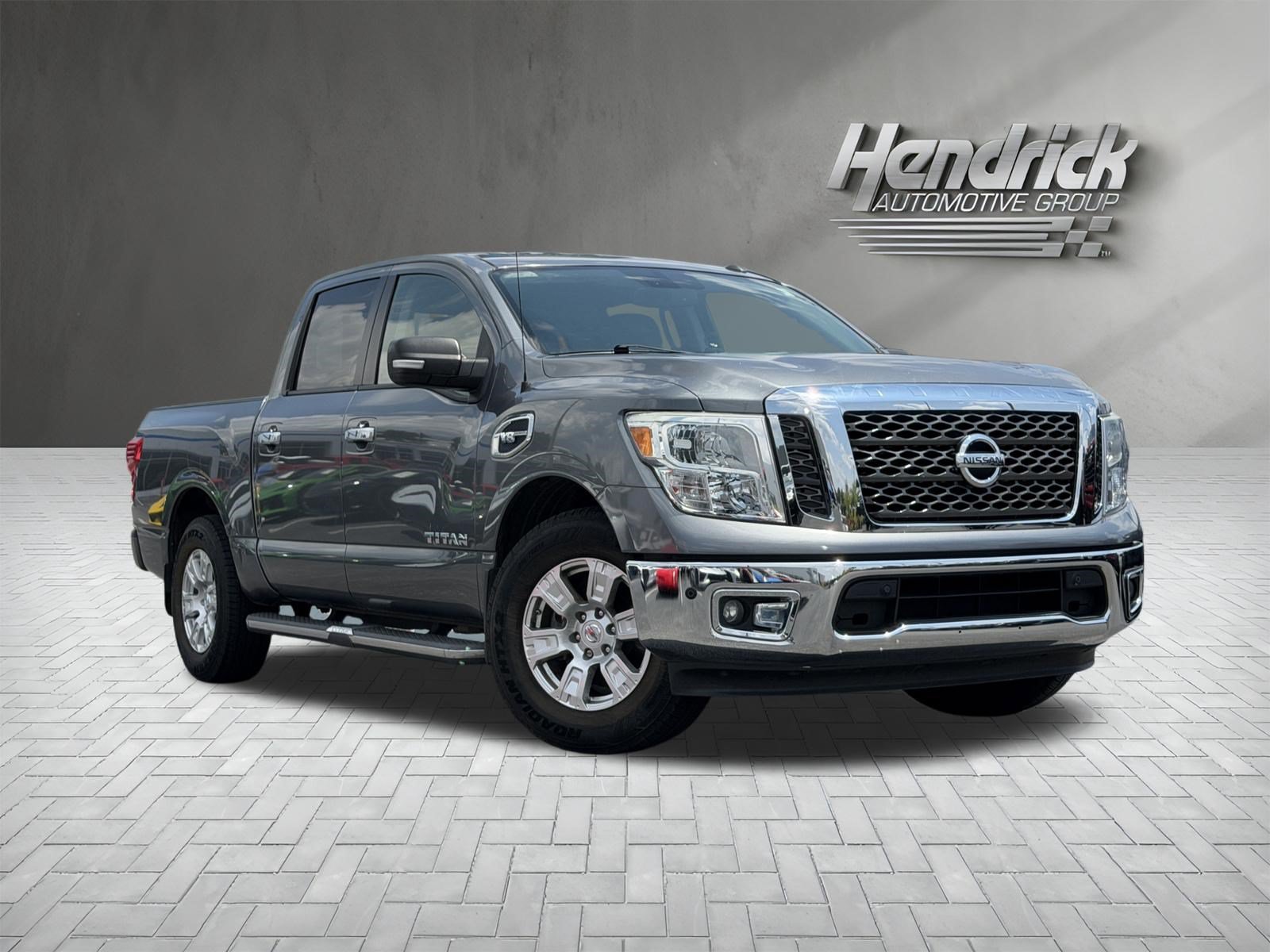Used 2017 Nissan Titan SV RWD video 2
