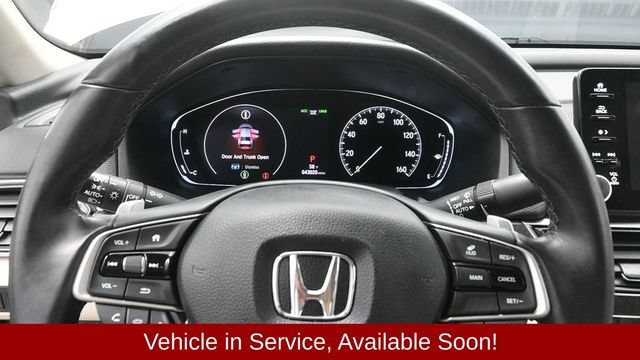 Used 2018 Honda Accord Touring image 19