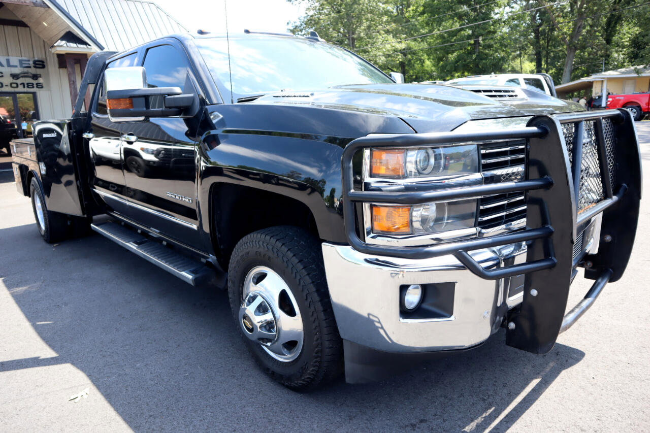 Used 2019 Chevrolet Silverado 3500 LTZ w/ Duramax Plus Package image 3