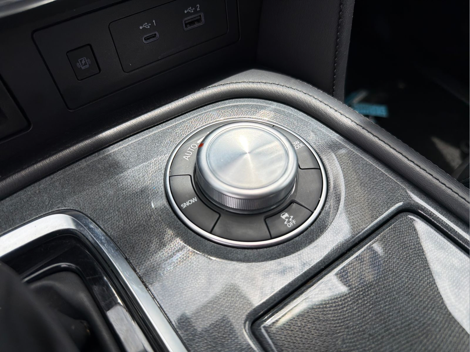 Certified 2024 Nissan Armada SV AWD/4WD image 24