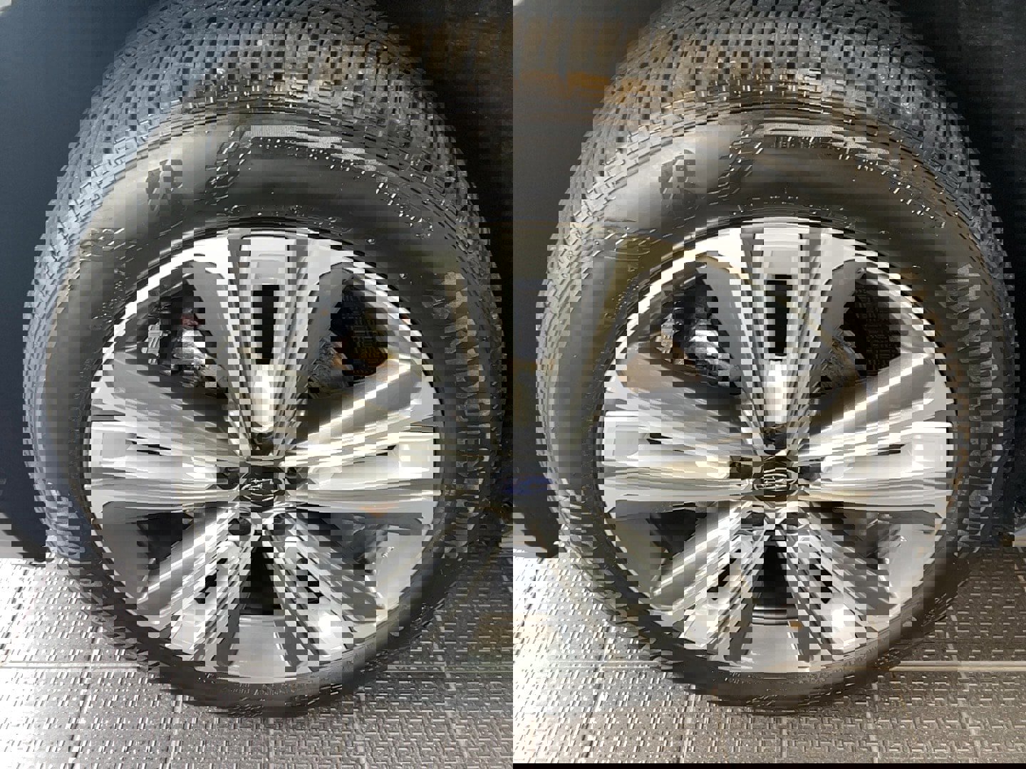 Used 2023 Subaru Solterra AWD image 5