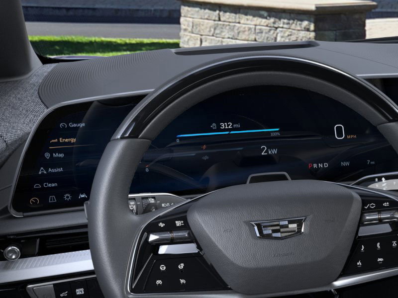 New 2026 Cadillac Optiq Luxury 2 image 18