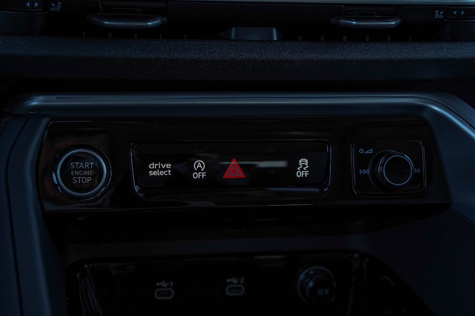 New 2025 Audi Q5 Premium Plus image 12