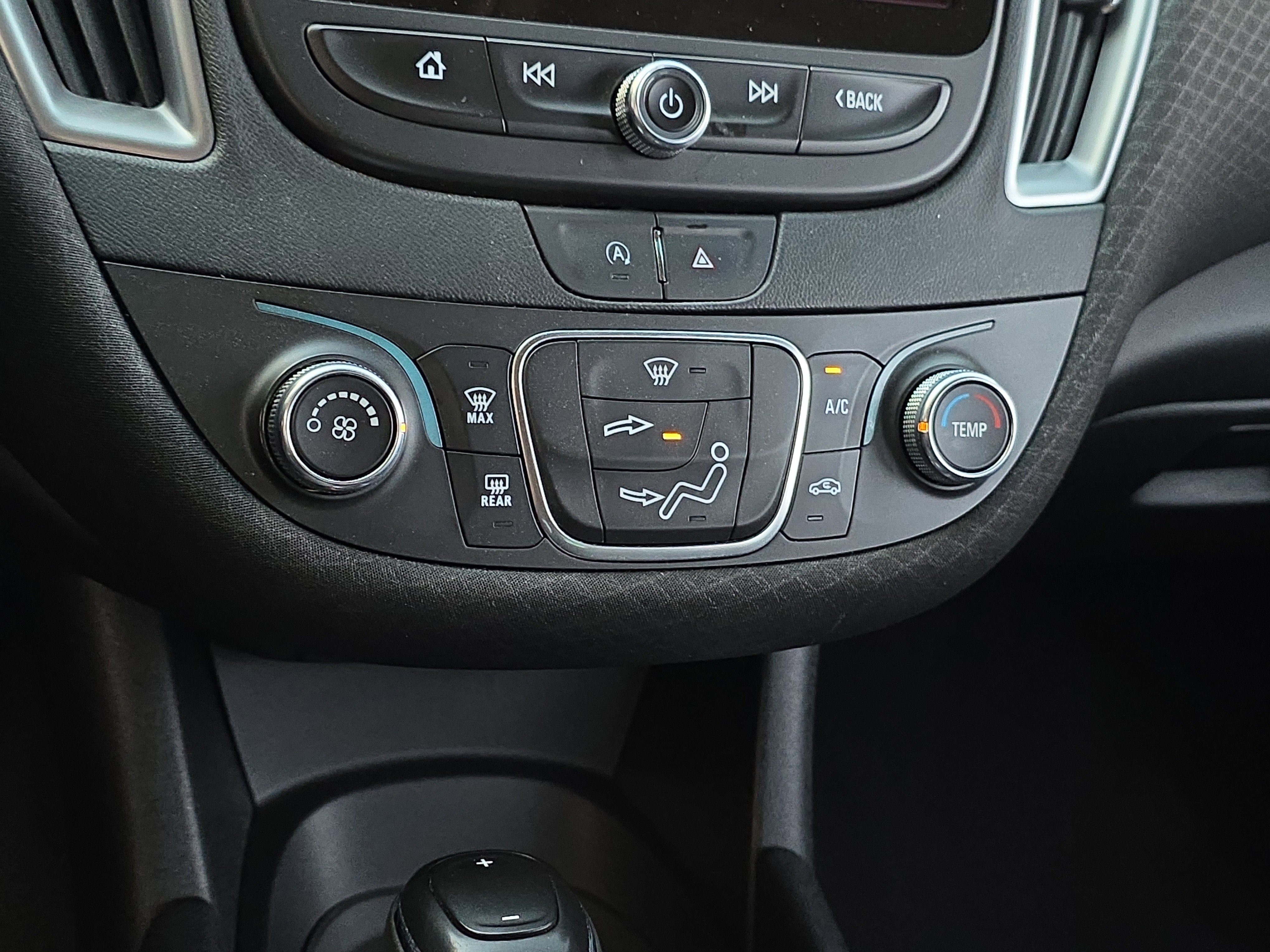 Used 2020 Chevrolet Malibu LS image 20