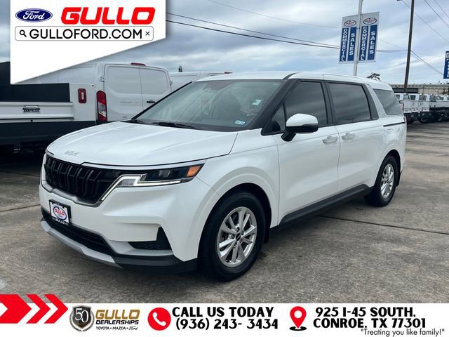 Used 2023 Kia Carnival LX FWD image 3