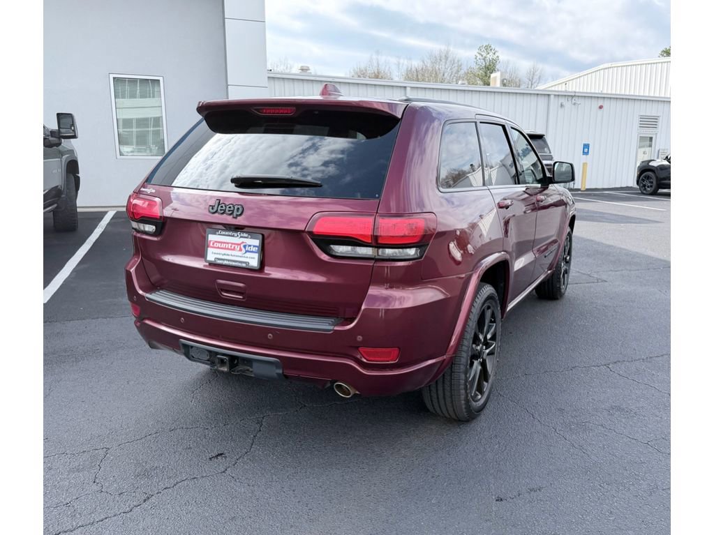 Used 2021 Jeep Grand Cherokee Laredo X image 5