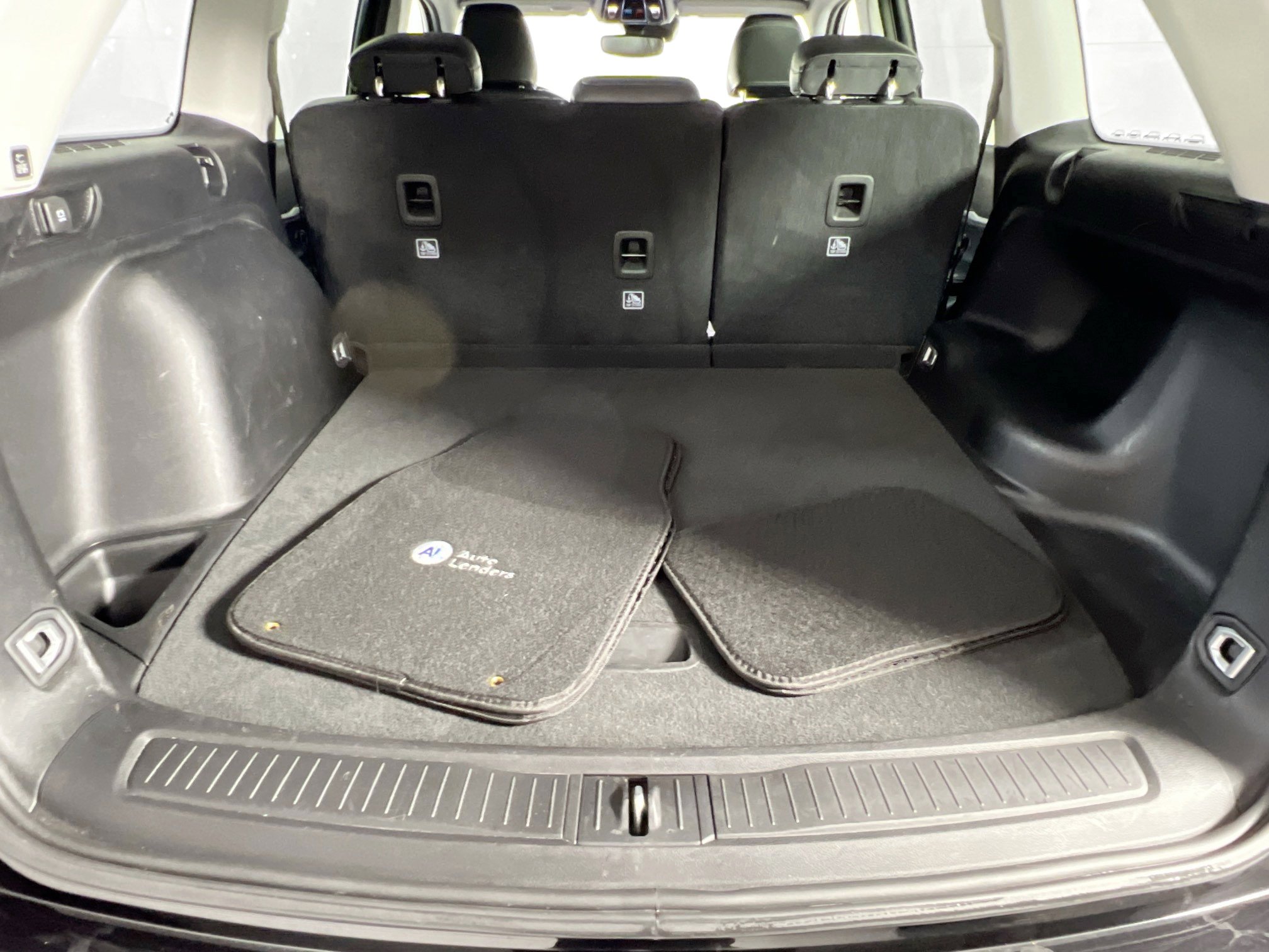 Used 2022 Jeep Grand Cherokee Limited image 24