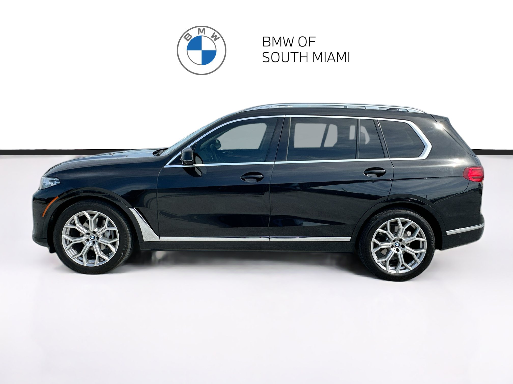 Used 2022 BMW X7 xDrive40i w/ Premium Package AWD/4WD image 4