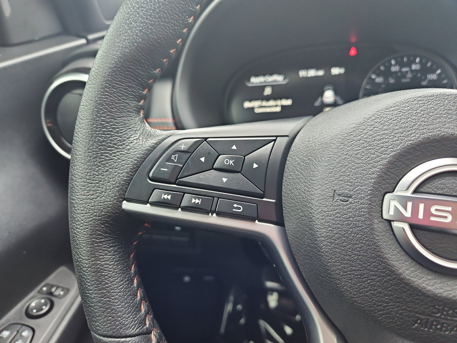 Used 2023 Nissan Kicks SR w/ SR Premium Package FWD image 26