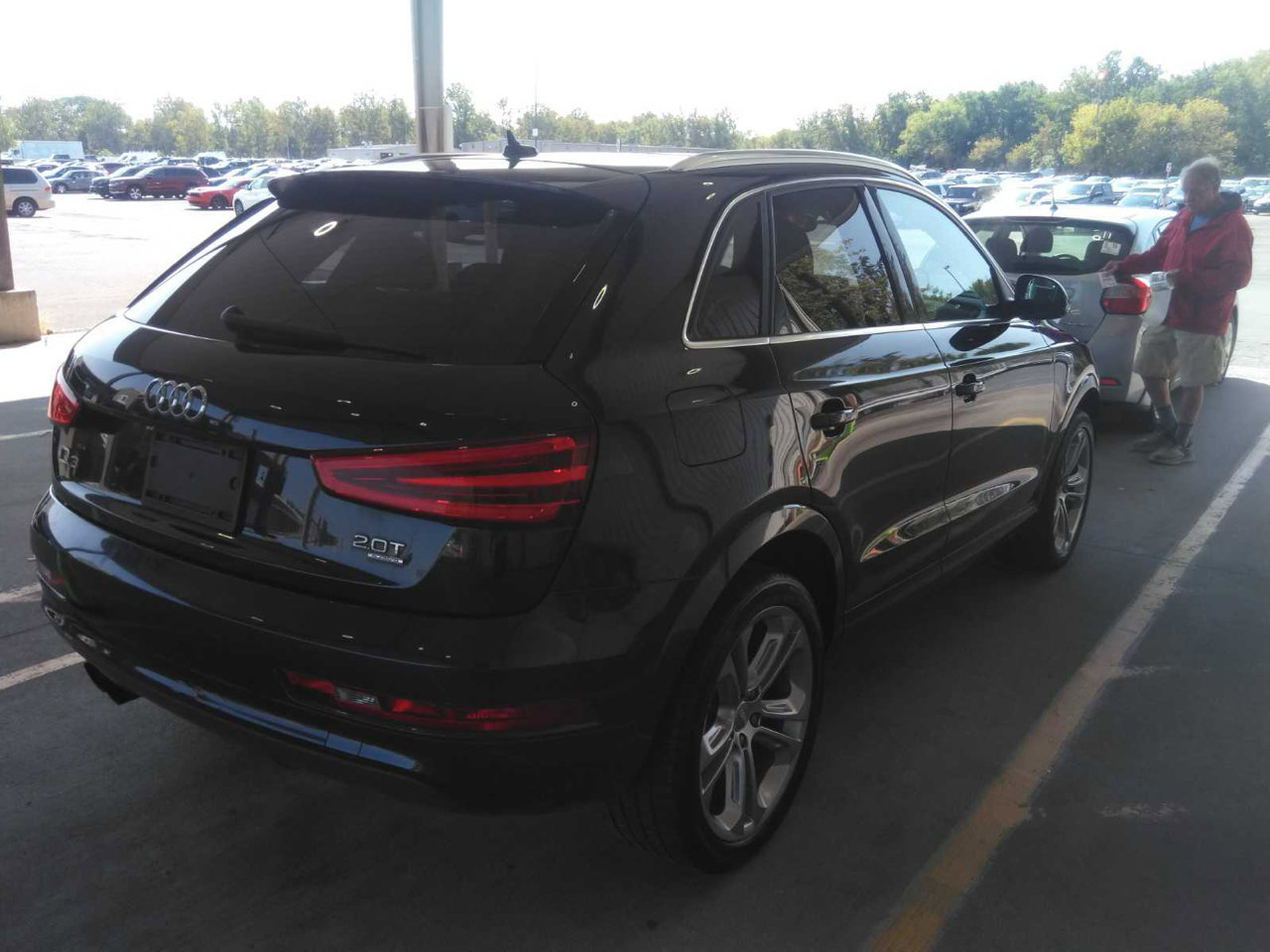Used 2015 Audi Q3 2.0T Prestige w/ Prestige Package image 3
