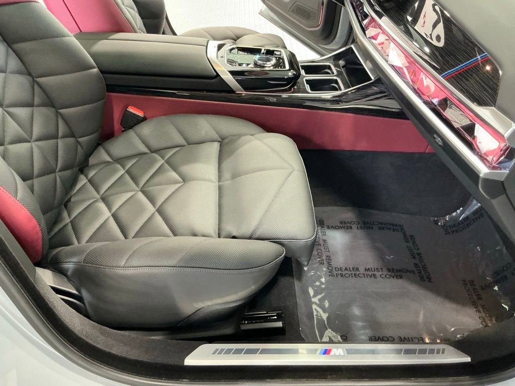 Used 2026 BMW 740i xDrive image 13