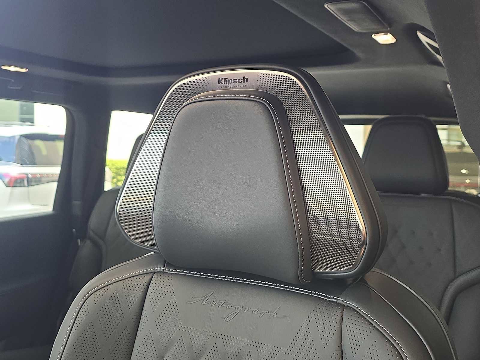 New 2026 INFINITI QX80 Autograph w/ Premium Cargo Package image 13