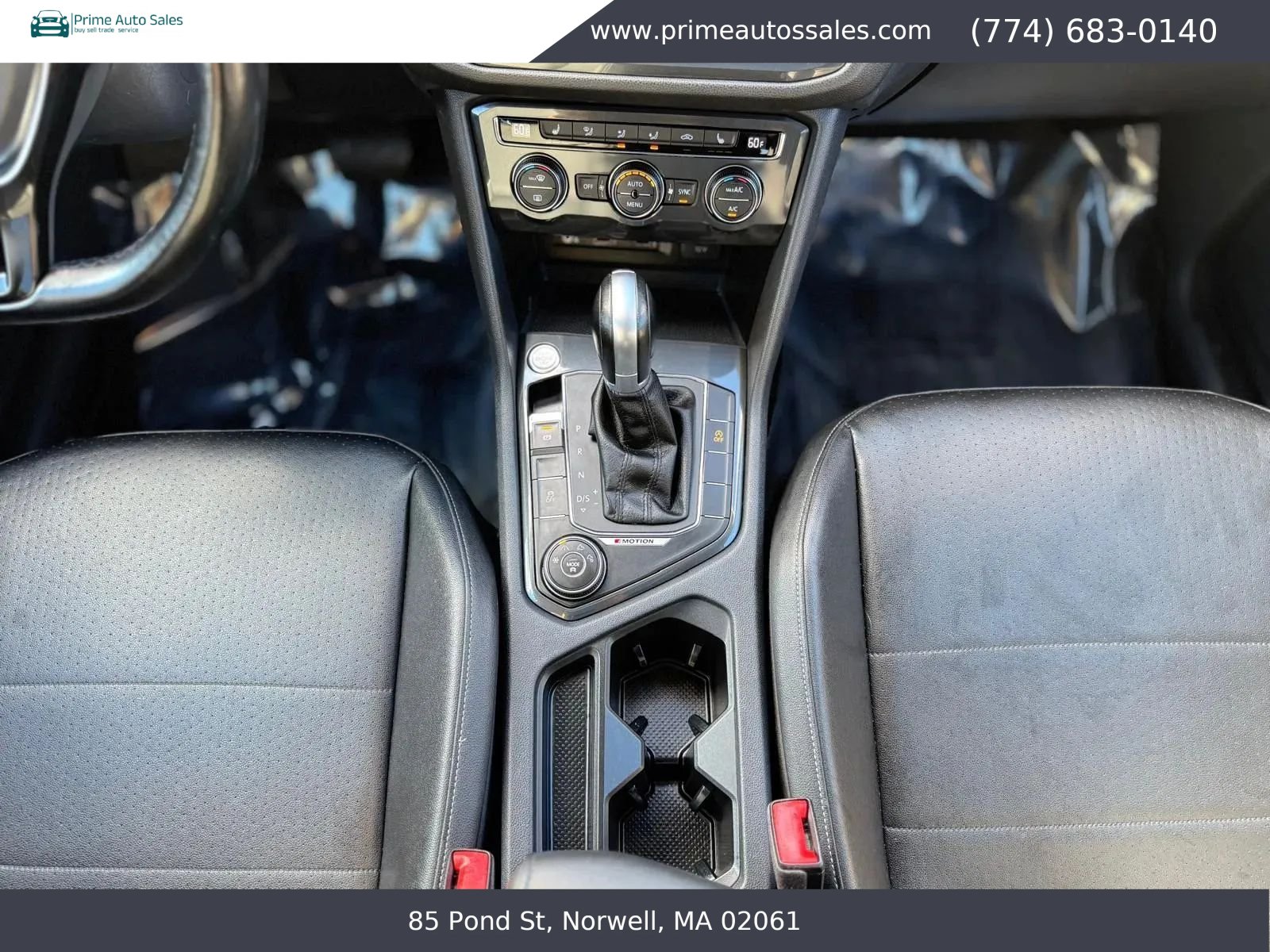Used 2018 Volkswagen Tiguan SEL AWD/4WD image 16
