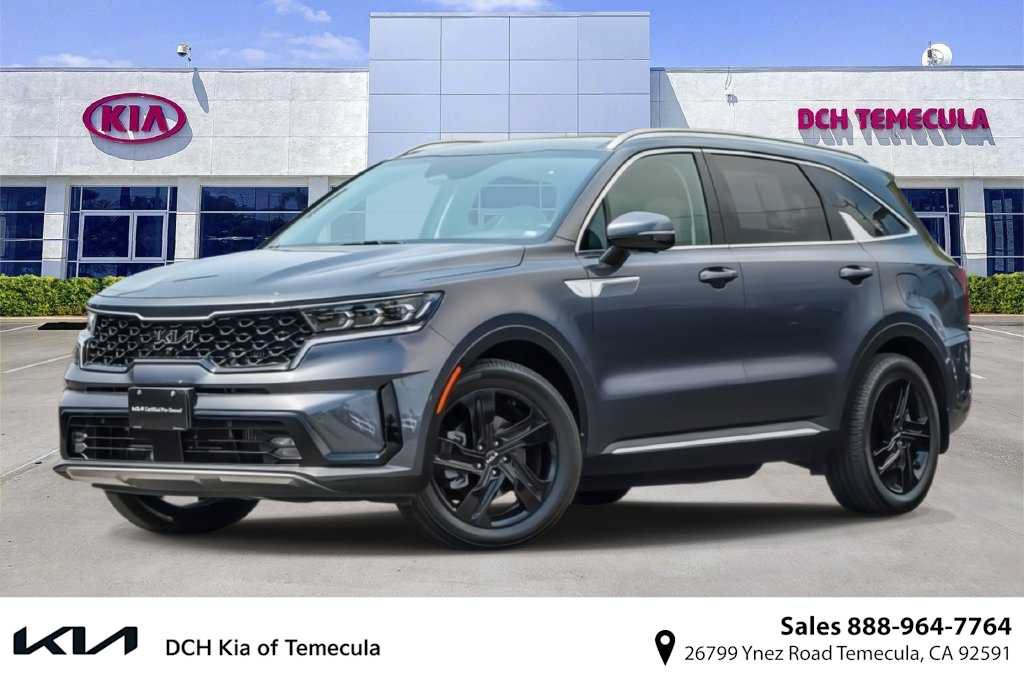 Certified 2022 Kia Sorento SX Prestige w/ Panoramic Sunroof Package