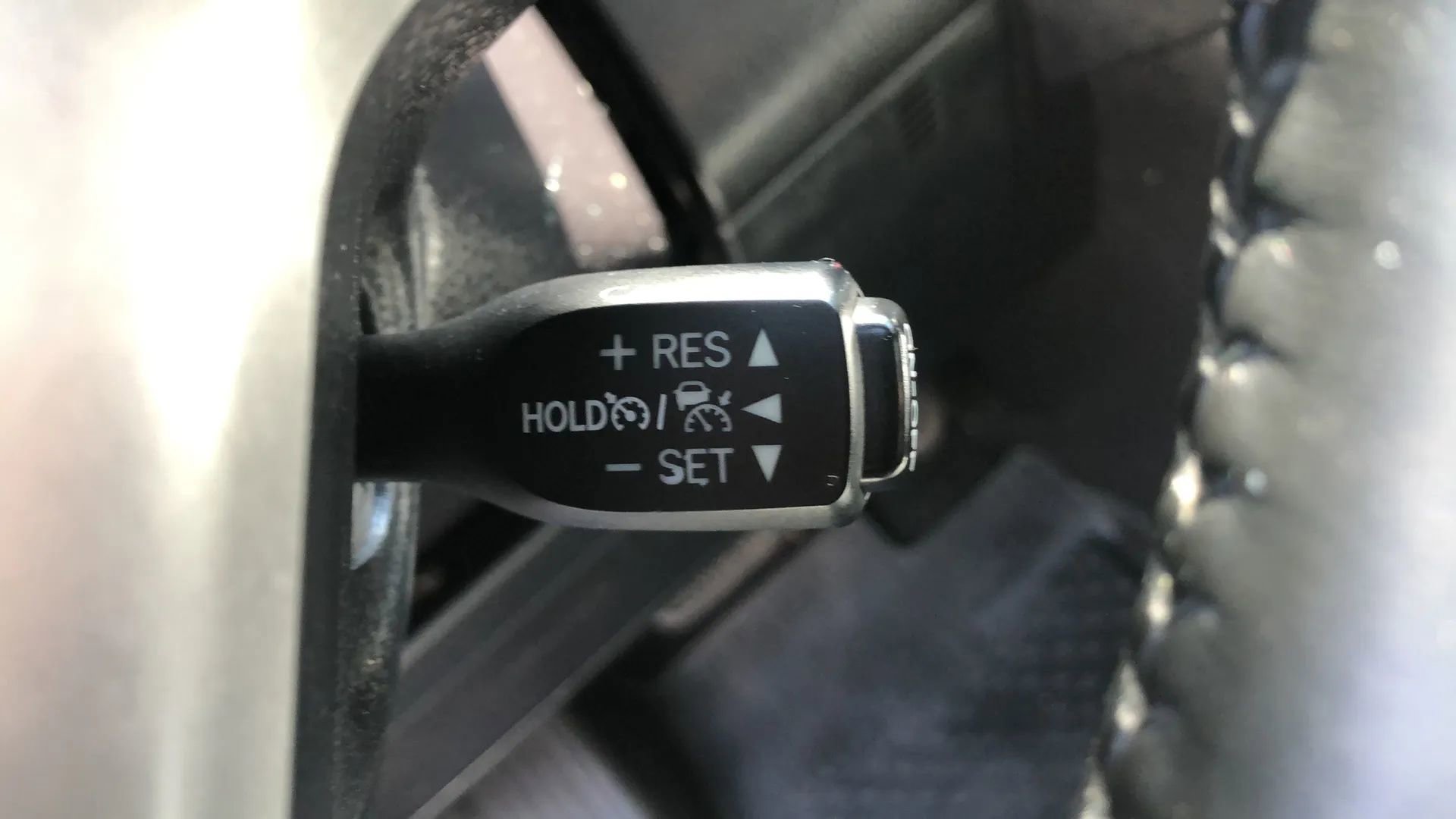 Used 2017 Toyota Highlander XLE image 27