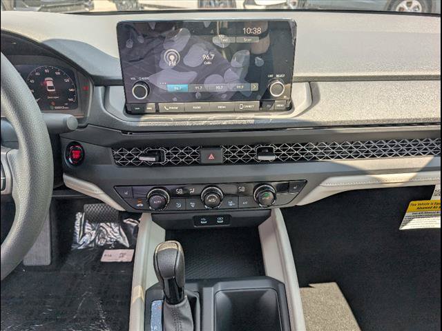 Certified 2025 Honda Accord SE image 10