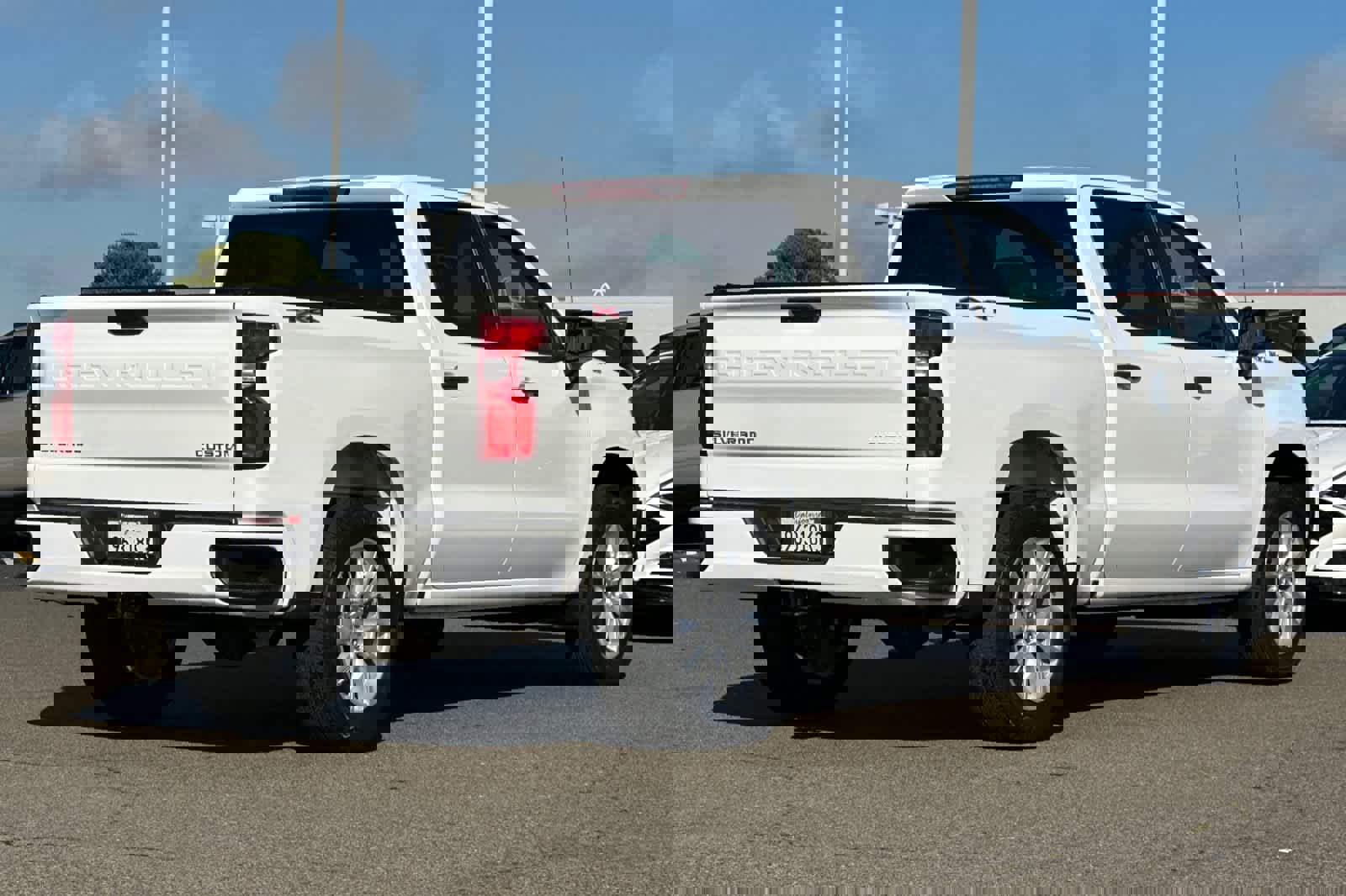 Used 2022 Chevrolet Silverado 1500 Custom image 2