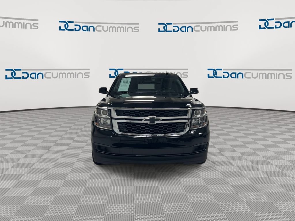 Used 2018 Chevrolet Suburban LT AWD/4WD image 3