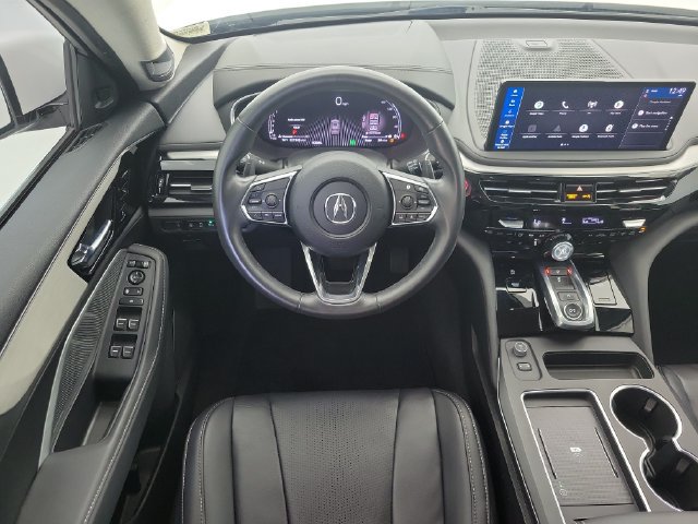 Used 2025 Acura MDX w/ Technology Package FWD image 16