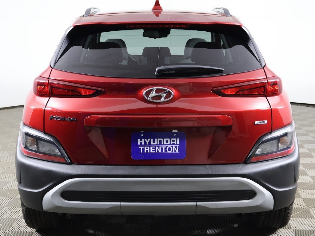 Used 2023 Hyundai Kona SEL image 11