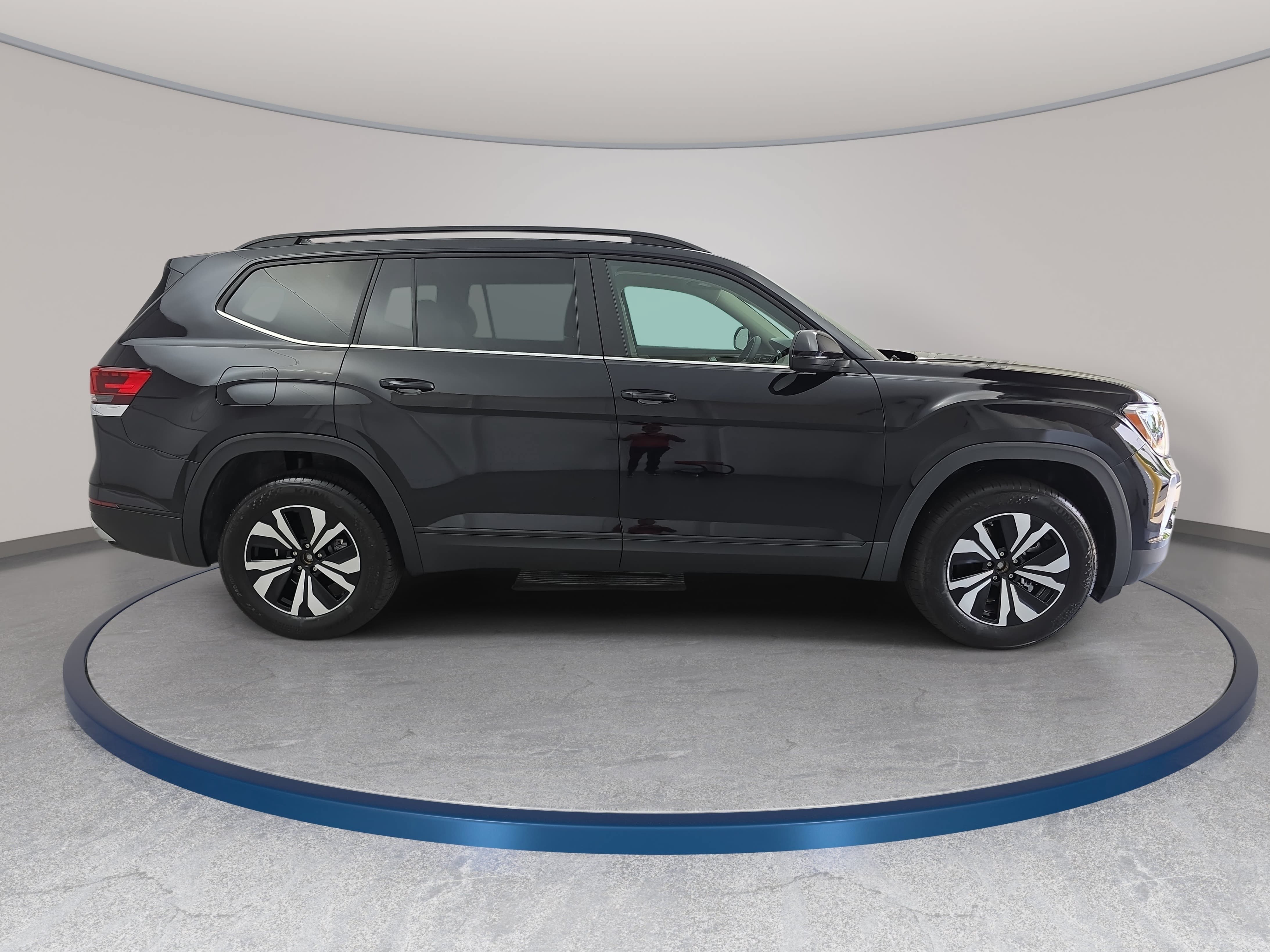New 2026 Volkswagen Atlas SE AWD/4WD image 4