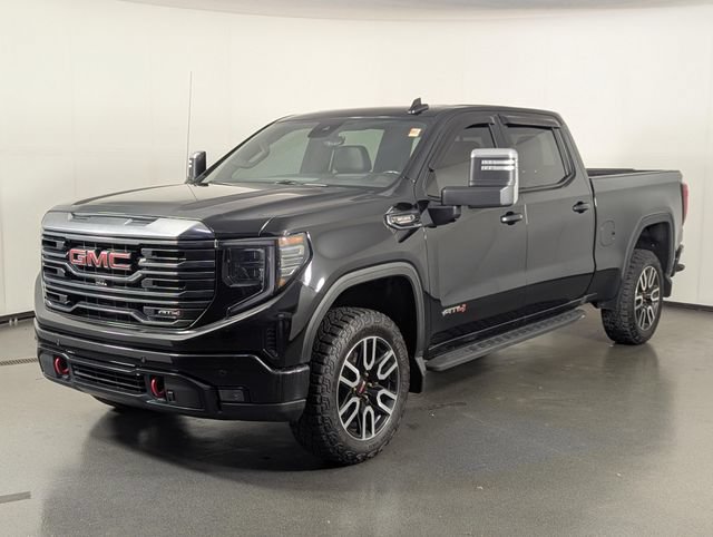 Used 2024 GMC Sierra 1500 AT4 w/ Technology Package AWD/4WD image 4