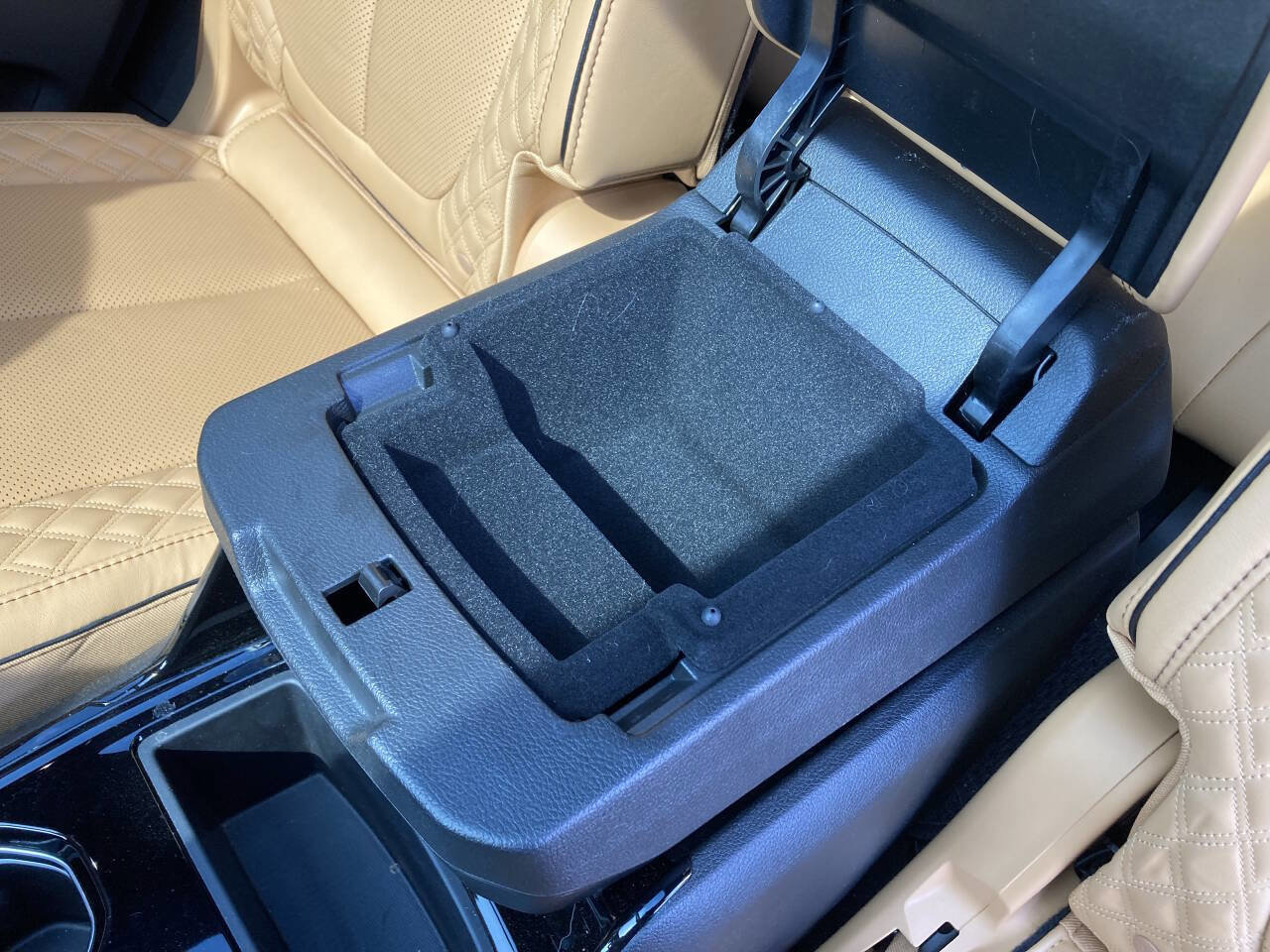 Used 2023 Jeep Grand Cherokee L Summit w/ Advanced Protech Group IV image 46