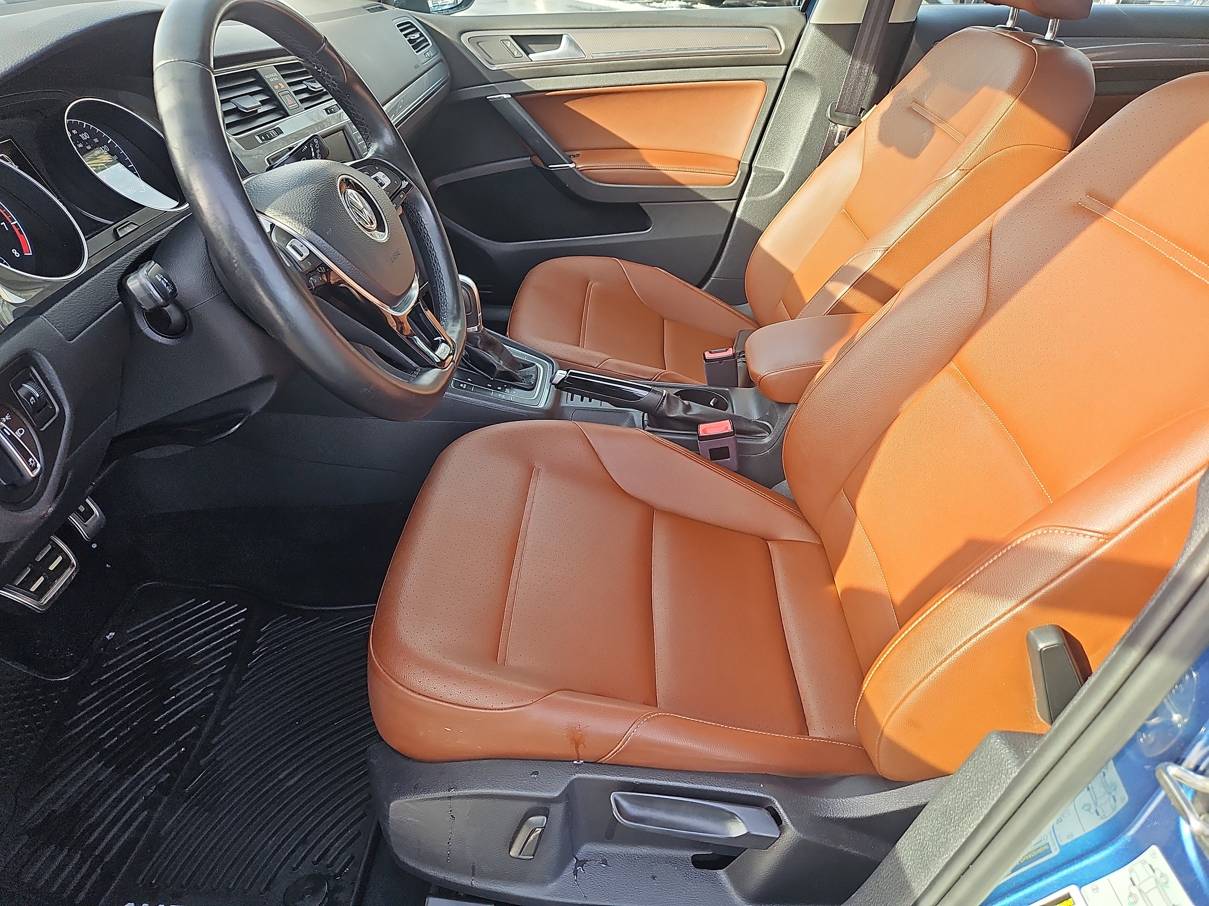 Used 2017 Volkswagen Golf Alltrack SE image 29