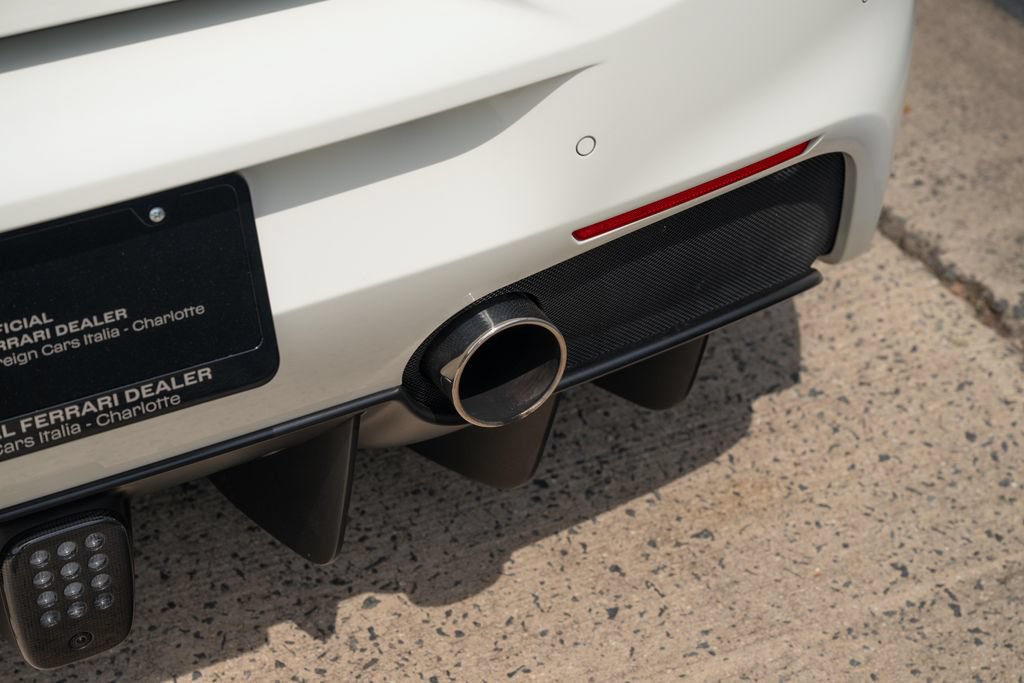 Used 2018 Ferrari 488 Spider RWD image 27