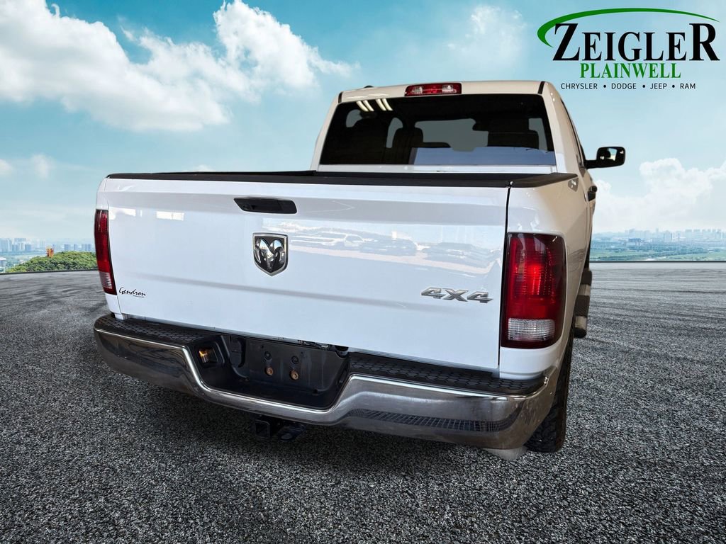 Used 2019 RAM 1500 ST w/ SXT Appearance Group image 7