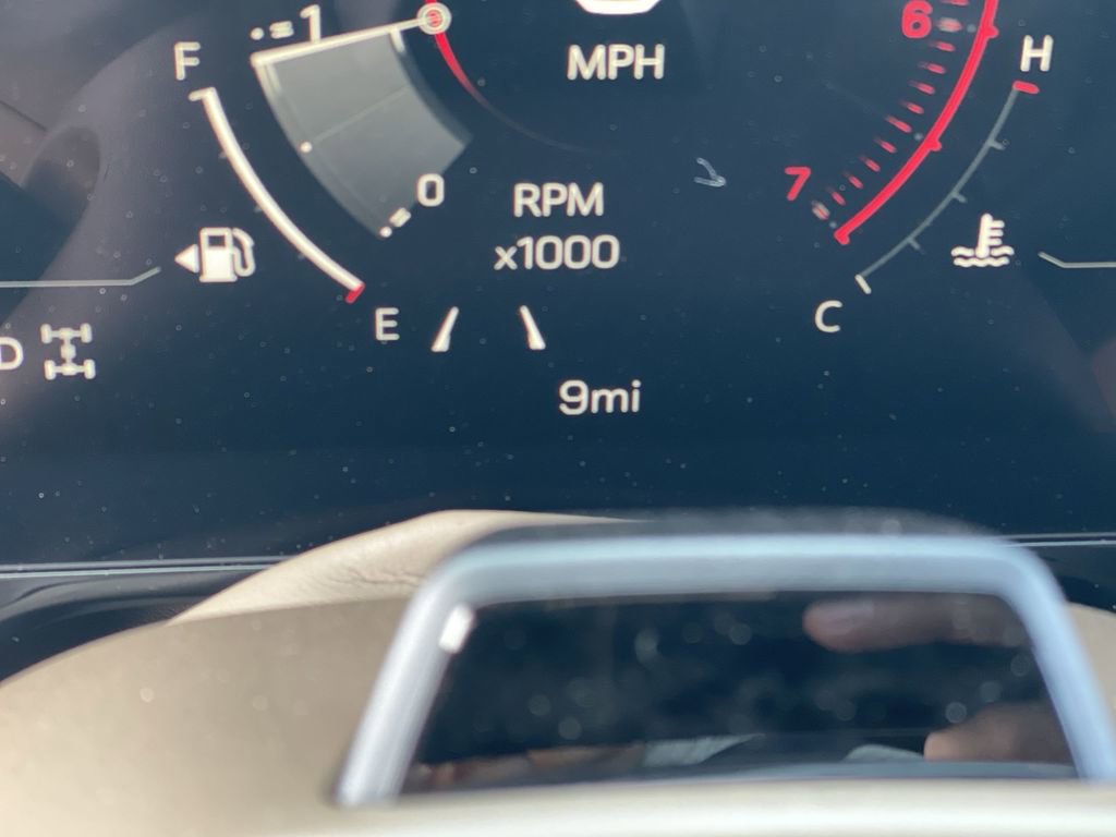 New 2026 GMC Yukon Denali w/ Denali Reserve Package image 12