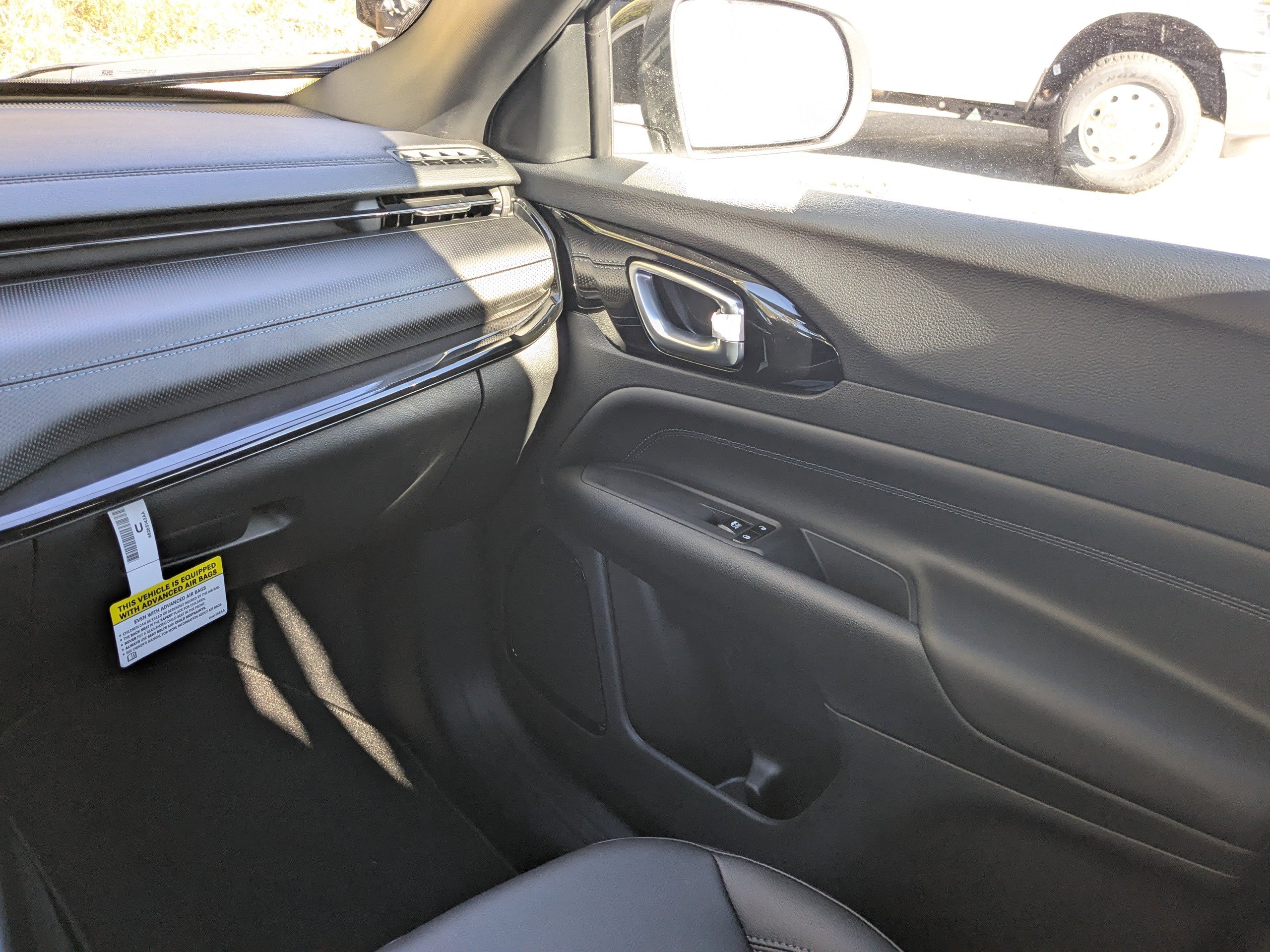 New 2026 Jeep Compass Latitude image 16